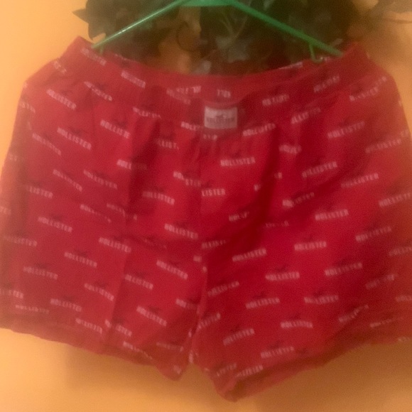 Hollister Boxer Men’s size M - Picture 1 of 3